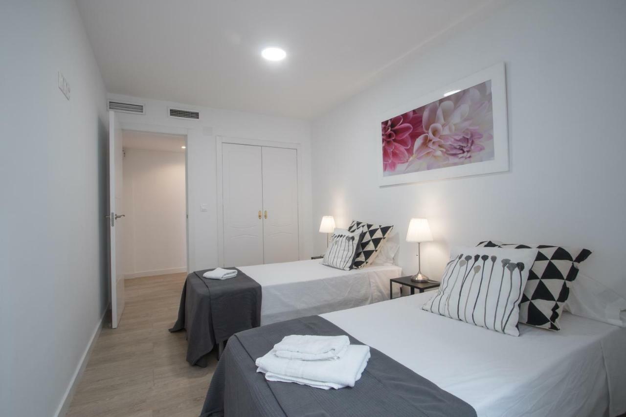 Stylish *New* Apartment In Alicante W/ 4 Bedrooms Exterior foto